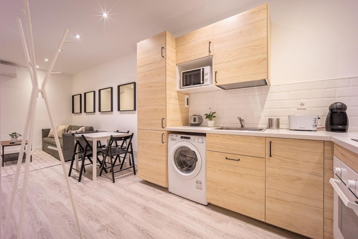 Apartament Encantador Apartamento En Atocha Madryt Zewnętrze zdjęcie