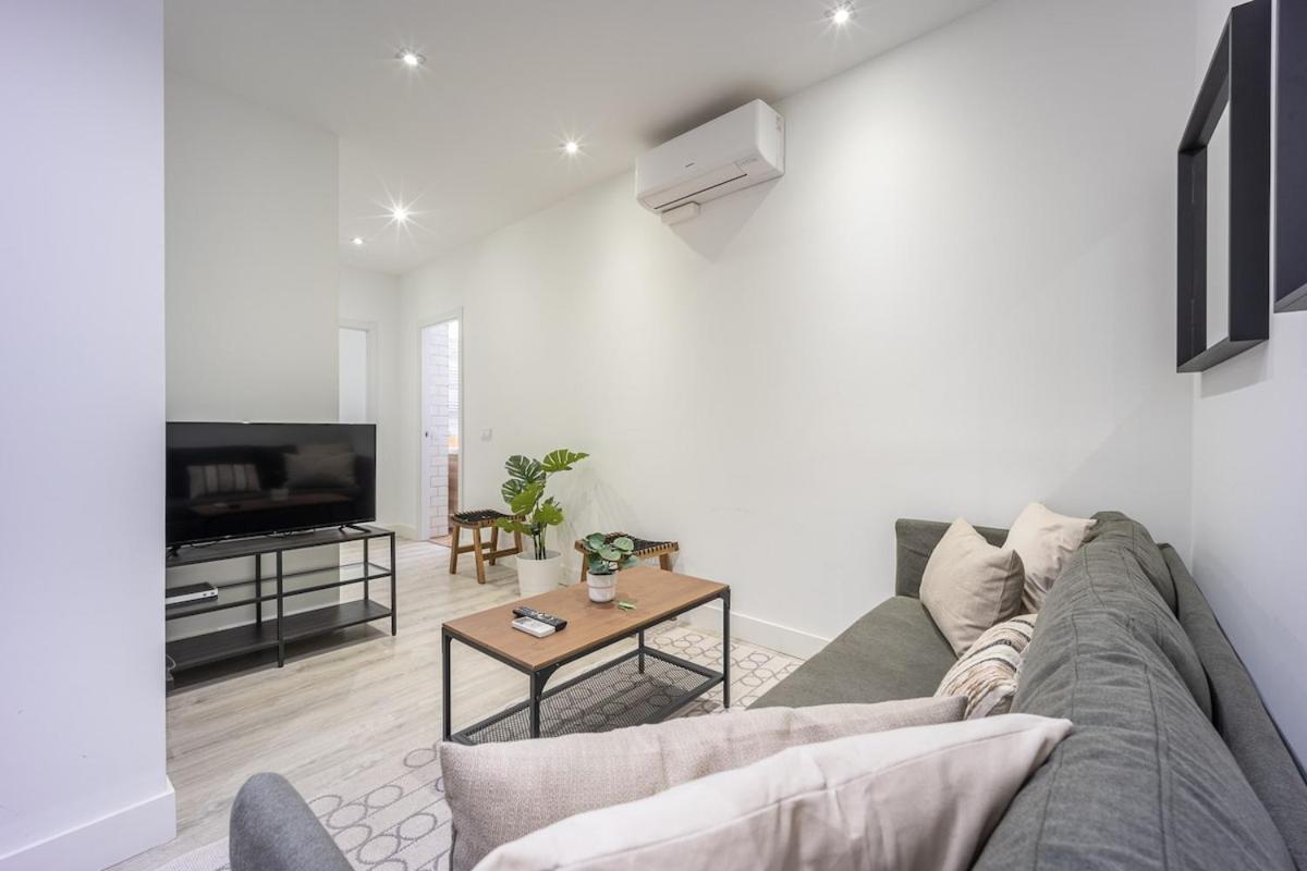 Apartament Encantador Apartamento En Atocha Madryt Zewnętrze zdjęcie