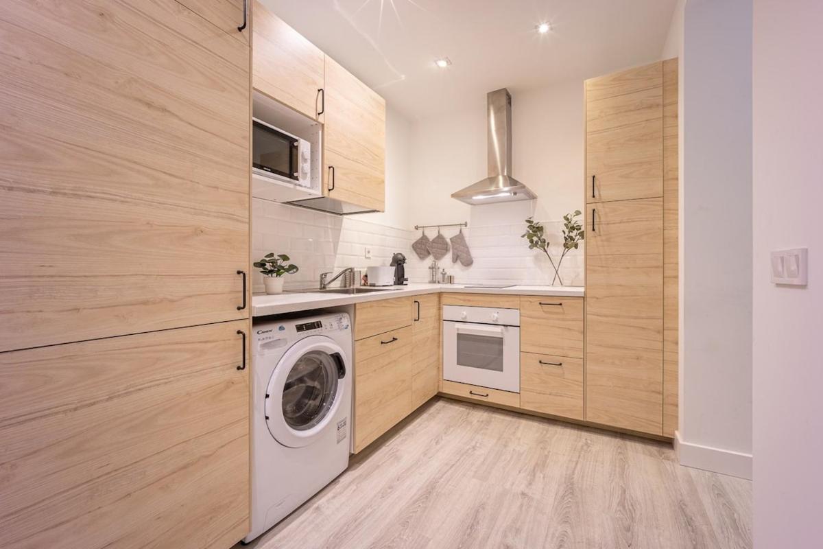 Apartament Encantador Apartamento En Atocha Madryt Zewnętrze zdjęcie